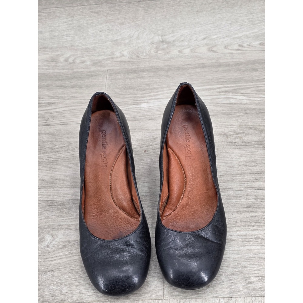 Gentle Souls By Kenneth Cole "Fortune Stella" Black Heel Pumps Size 8.5 M